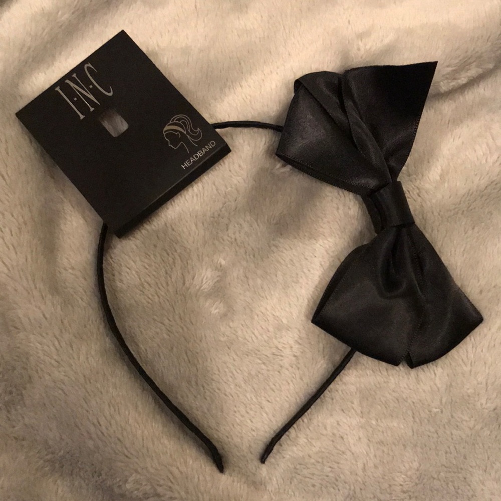 Bow Headband 🎀